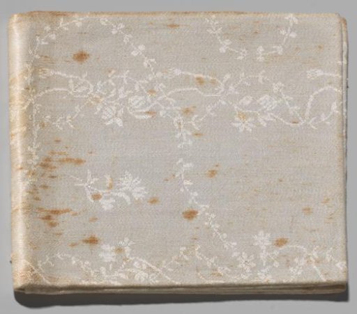 Napkin with flowers and garlands
