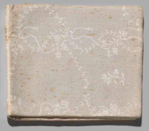 Napkin with flowers and garlands