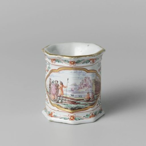 Salt cellar