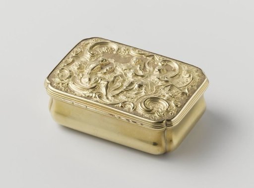 Snuffbox