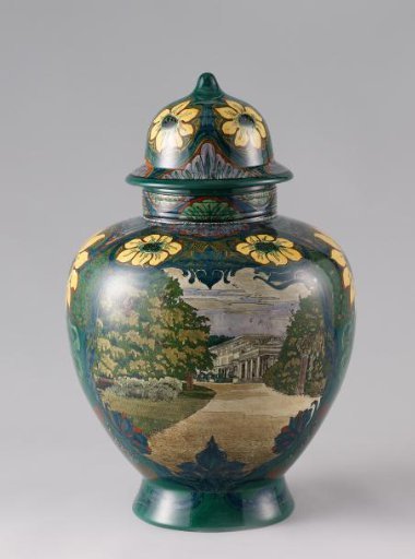 Vase with the house De Paauw