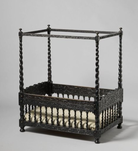 Child's cot