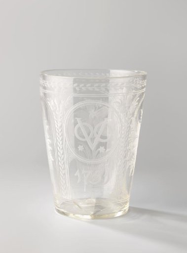 Cup with the VOC monogram and date 1751