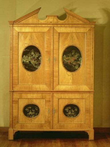 Cabinet with Lacquer Panels on Twisted Ribbons and Decorated with Flower Branches and Landscapes in Red and Gold