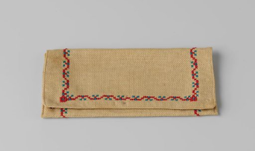 Embroidered travel bag