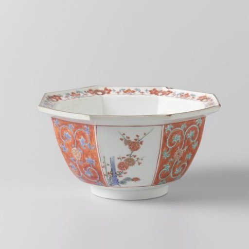 Octagonal bowl with the 'three friends of winter', floral scrolls and hoo-vogel