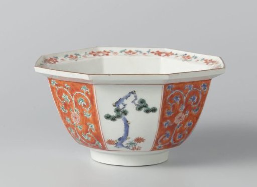 Octagonal bowl with the 'three friends of winter', floral scrolls and hoo-vogel