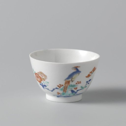 Cup with hoo birds