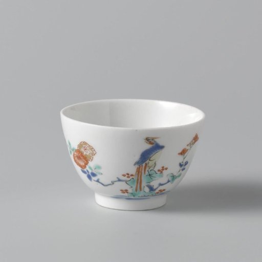 Cup with hoo birds