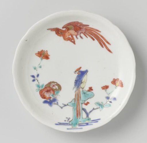 Scalloped saucer with hoo birds