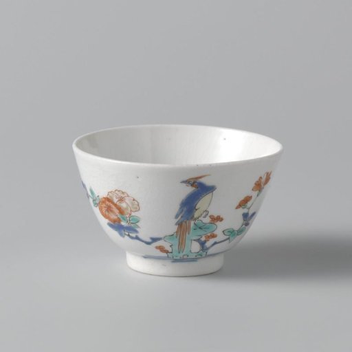 Cup with hoo birds