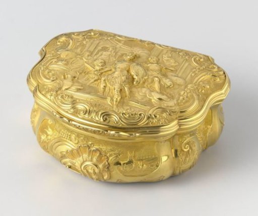 Snuffbox