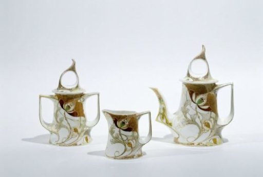 Sugar bowl with lid