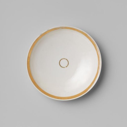 Saucer with a Medallion and Gold Border