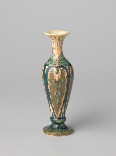 Vase on a foot with a nodus, painted with leaf motifs