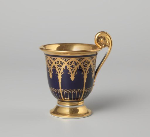 Cup with a gothic arcade decoration