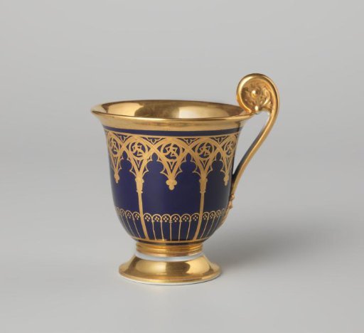 Cup with a gothic arcade decoration
