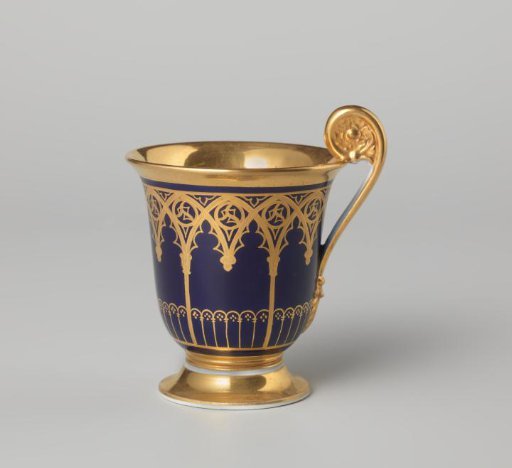 Cup with a gothic arcade decoration