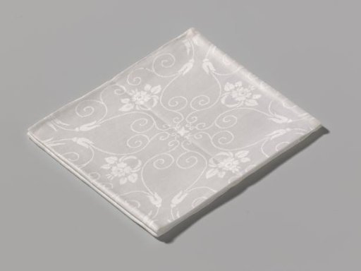 Napkin with pattern of vines and the weave JD (Jiskoot-Dwars).