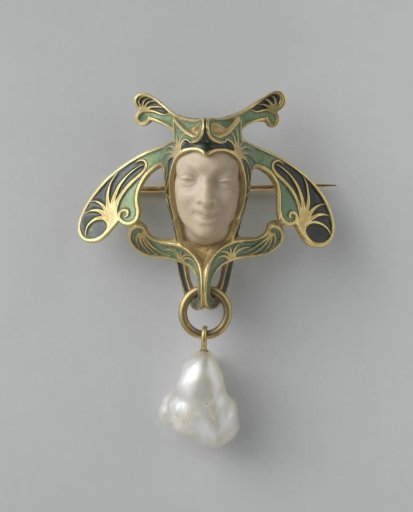 Brooch in the form of a jester's head