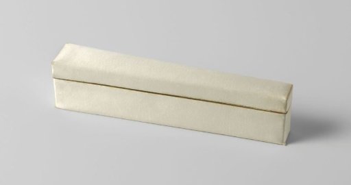 Fan case, tapering, made of white silk on the exterior, interior covered with white glossy paper