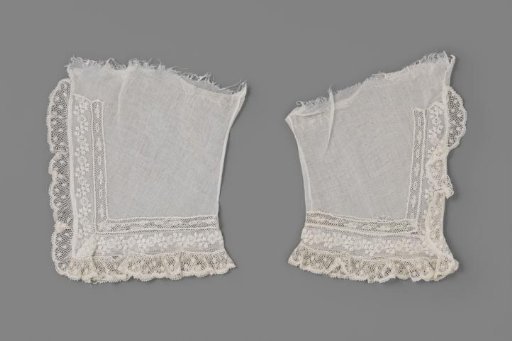 Cuff of glass batiste, with turn-back, decorated with lace and white work