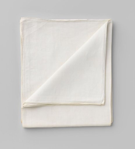 Linen with an insert of "Dutch lace". Mark: RI, MB and S/2