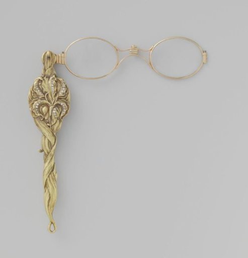 Lorgnette (face–à-main)