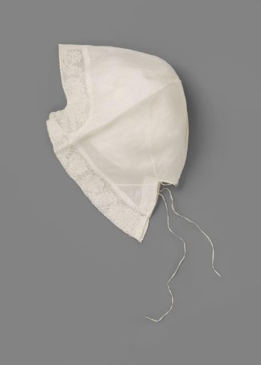 Linen Cap with a Strip of Dutch Lace