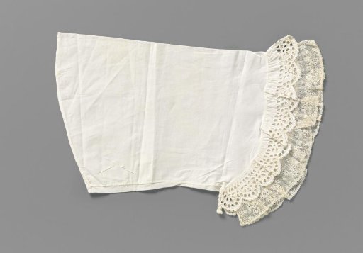 Pagoda sleeve of batiste trimmed with a border of needle lace and a border of bobbin lace