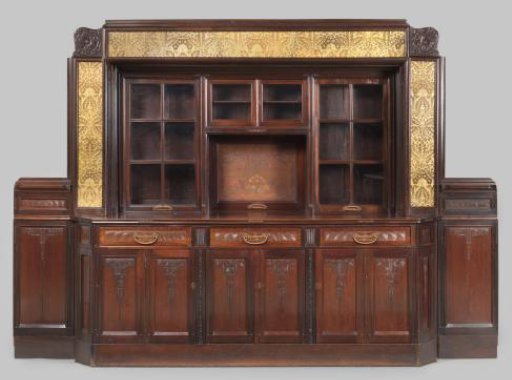 Wall with built-in sideboard and adjacent paneling with two doors from the dining room of the house Het Uiltje in Loenen-Nieuwersluis