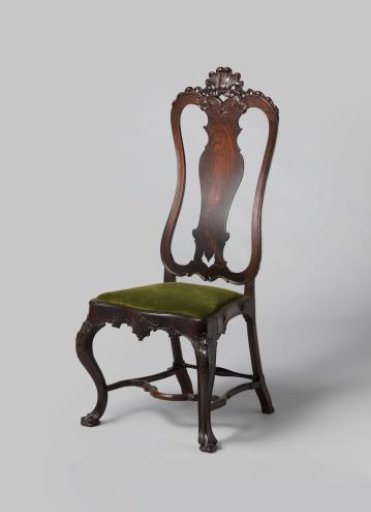 Chair with a high back, made of rosewood and decorated with rocaille work
