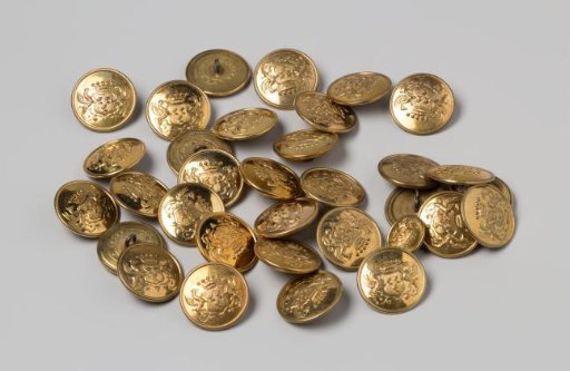Book buttons of copper with the Van Styrum family coat of arms