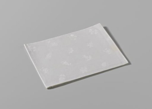Napkin with a pattern of various fruits