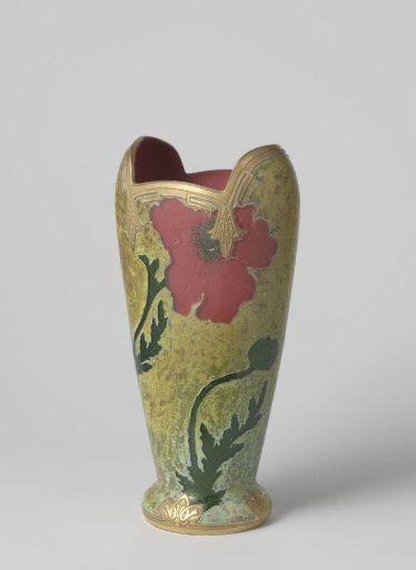 Vase with poppies