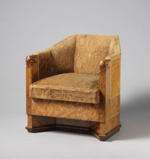Armchair upholstered in pressed pink velvet