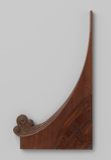 Corner piece of a wainscoting, part of a paneling