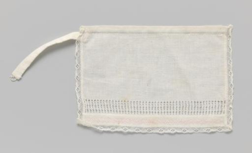 Apron, belonging to doll "LILLY", of reform fabric with openwork edge