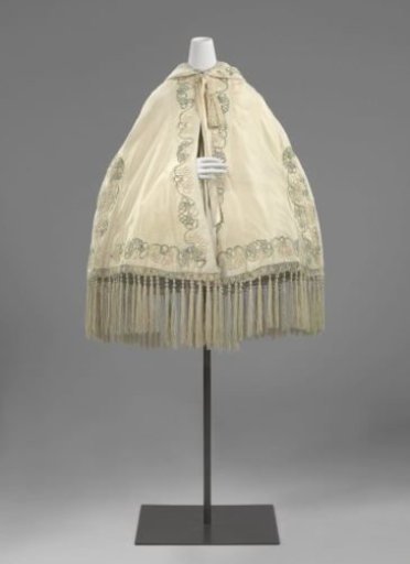 Coat (burnous)