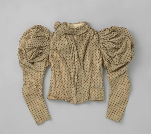 Bodice of beige silk with an inwoven stripe; the bodice has long sleeves and is provided with a front with a high collar, part of a japon (?)