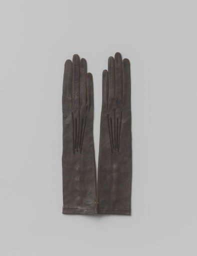 Glove of dark brown glazed leather