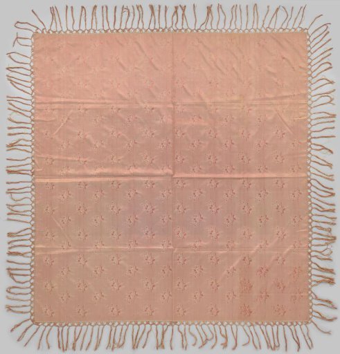 Square scarf of pink-red silk damask with woven roses and edged all around with long fringe