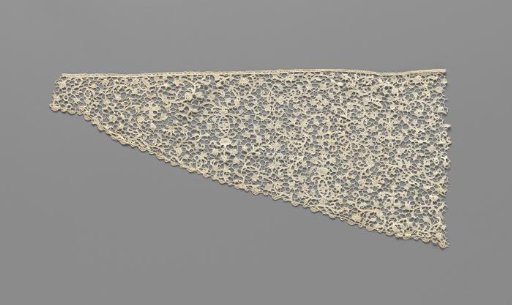 Border of needle lace with crosses and c-monograms