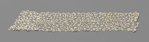 Strip of needle lace with floral motifs