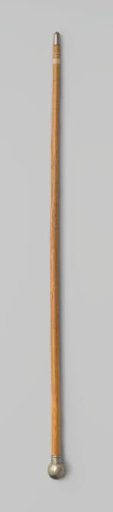 Shaft of an umbrella or parasol of rattan with alpaca ball on ring and provided with blunt, metal point