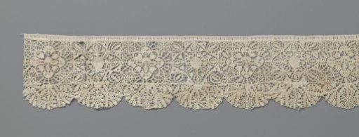 Strip of Needle Lace with Diamond and Rosette in Squares