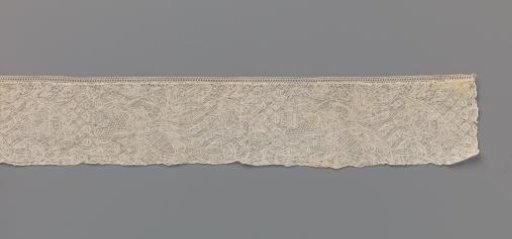 Strip of bobbin lace with hanging pear-shaped flower and stripes and check pattern
