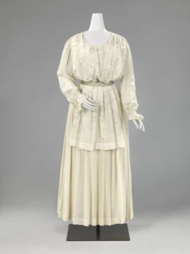 Japon with apron blouse