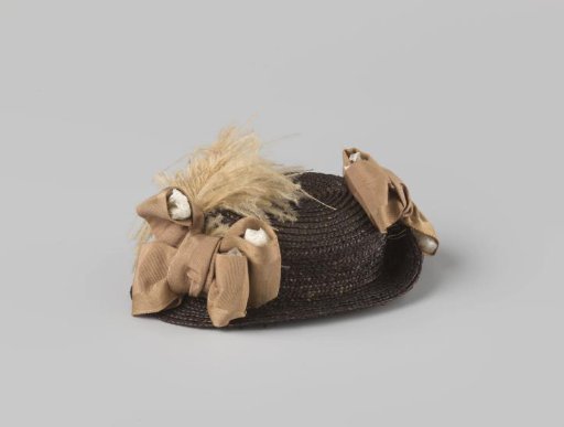 Doll's Hat of Black Straw with Beige Ribbon and Ostrich Feathers, Oval Model