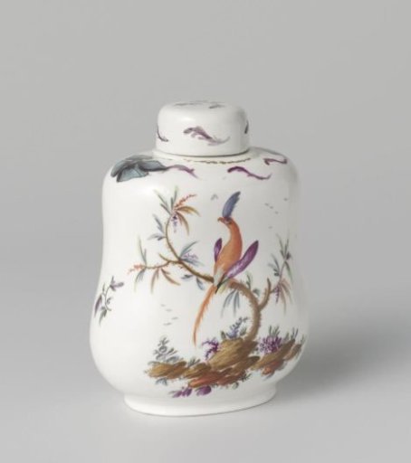 Tea caddy